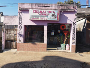 Bienvenidos a Ferreterias UY 13 AF1QipNQreFf2oTU3K2hzS9T5x8UT_reR9-4bFJ6a0uz.jpg